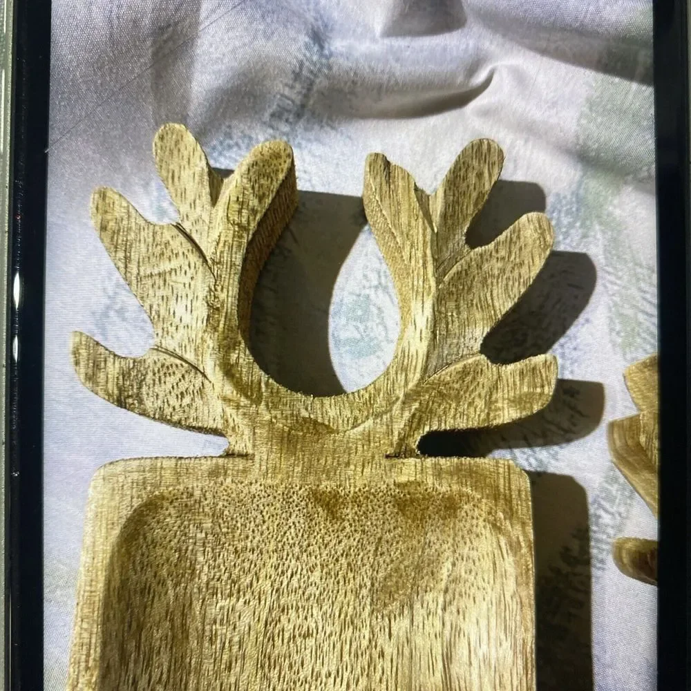 Wooden Carved Reindeer Seasonal‎ Decor Display Trays